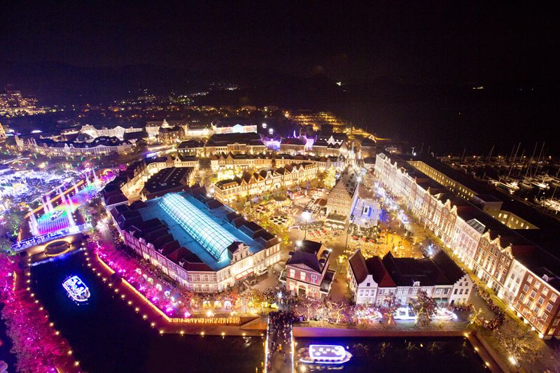 Huis Ten Bosch rực rỡ về đêm